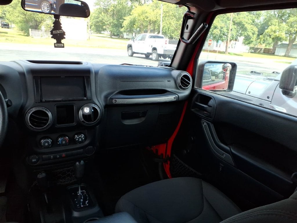 2017 Jeep Wrangler Unlimited Sport