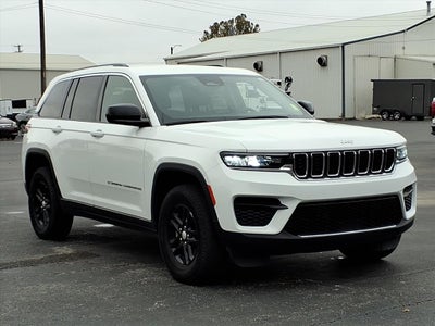 2023 Jeep Grand Cherokee Laredo