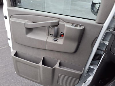 2023 Chevrolet Express Passenger 3500 1LS