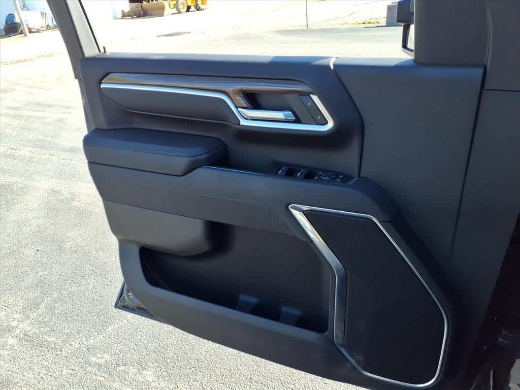 2025 Chevrolet Silverado 3500 HD LT