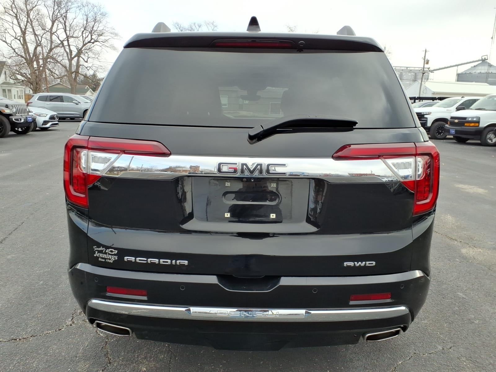 2023 GMC Acadia Denali