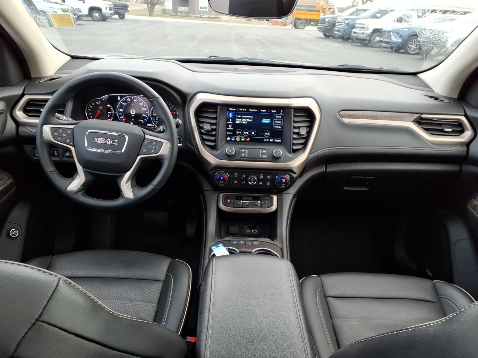 2023 GMC Acadia Denali