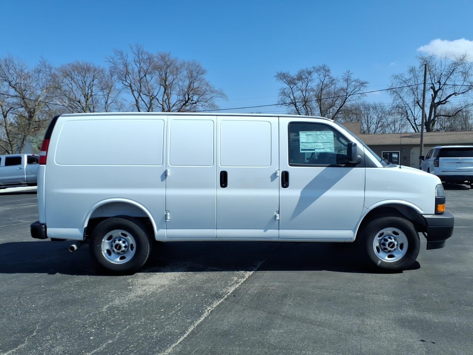 2024 GMC Savana Cargo 2500 Work Van