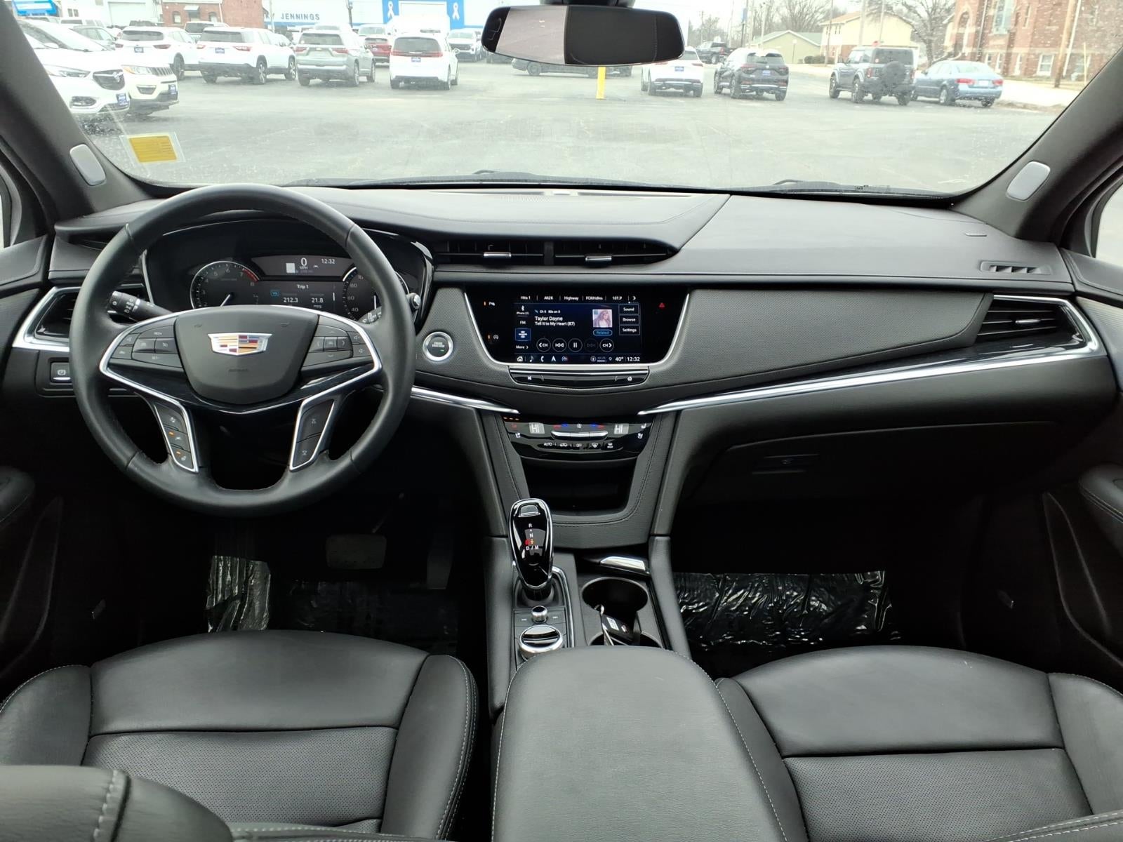 2025 Cadillac XT5 Premium Luxury