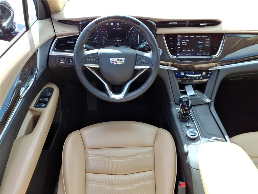 2025 Cadillac XT6 Premium Luxury