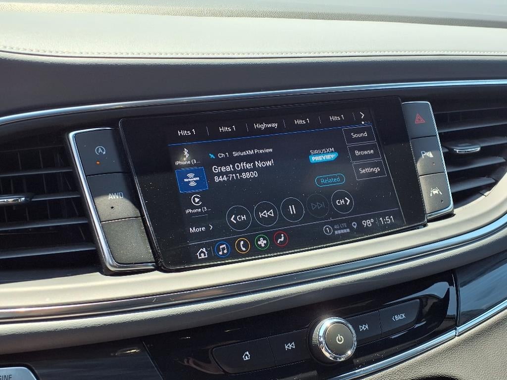 2024 Buick Enclave Essence