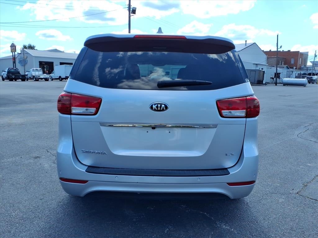 2016 Kia Sedona LX