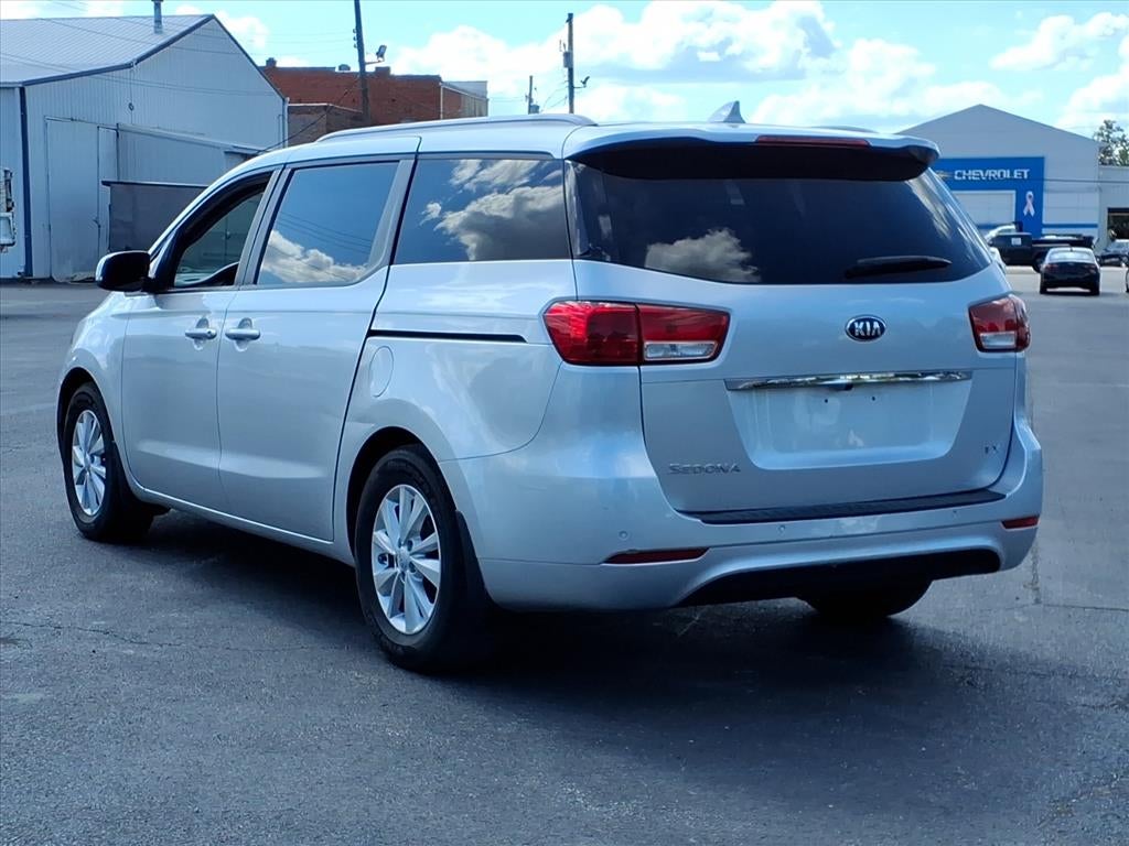 2016 Kia Sedona LX