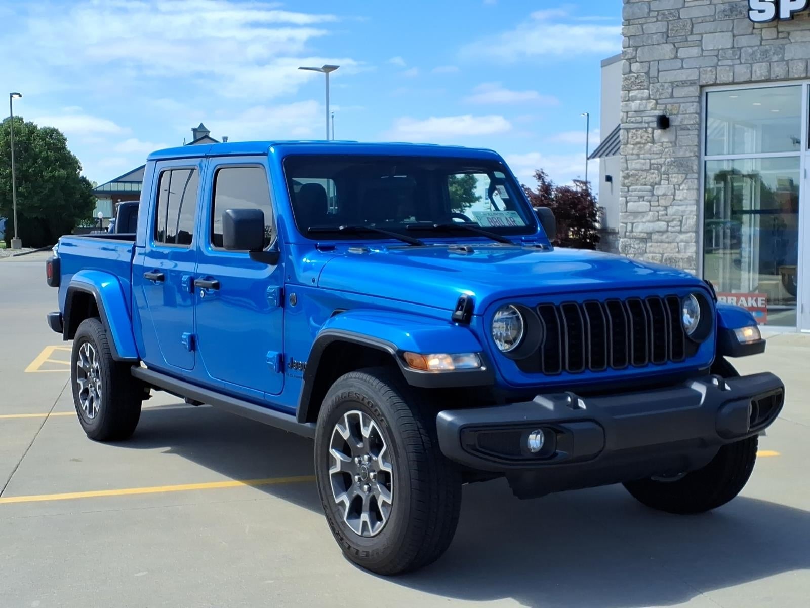 2024 Jeep Gladiator NightHawk