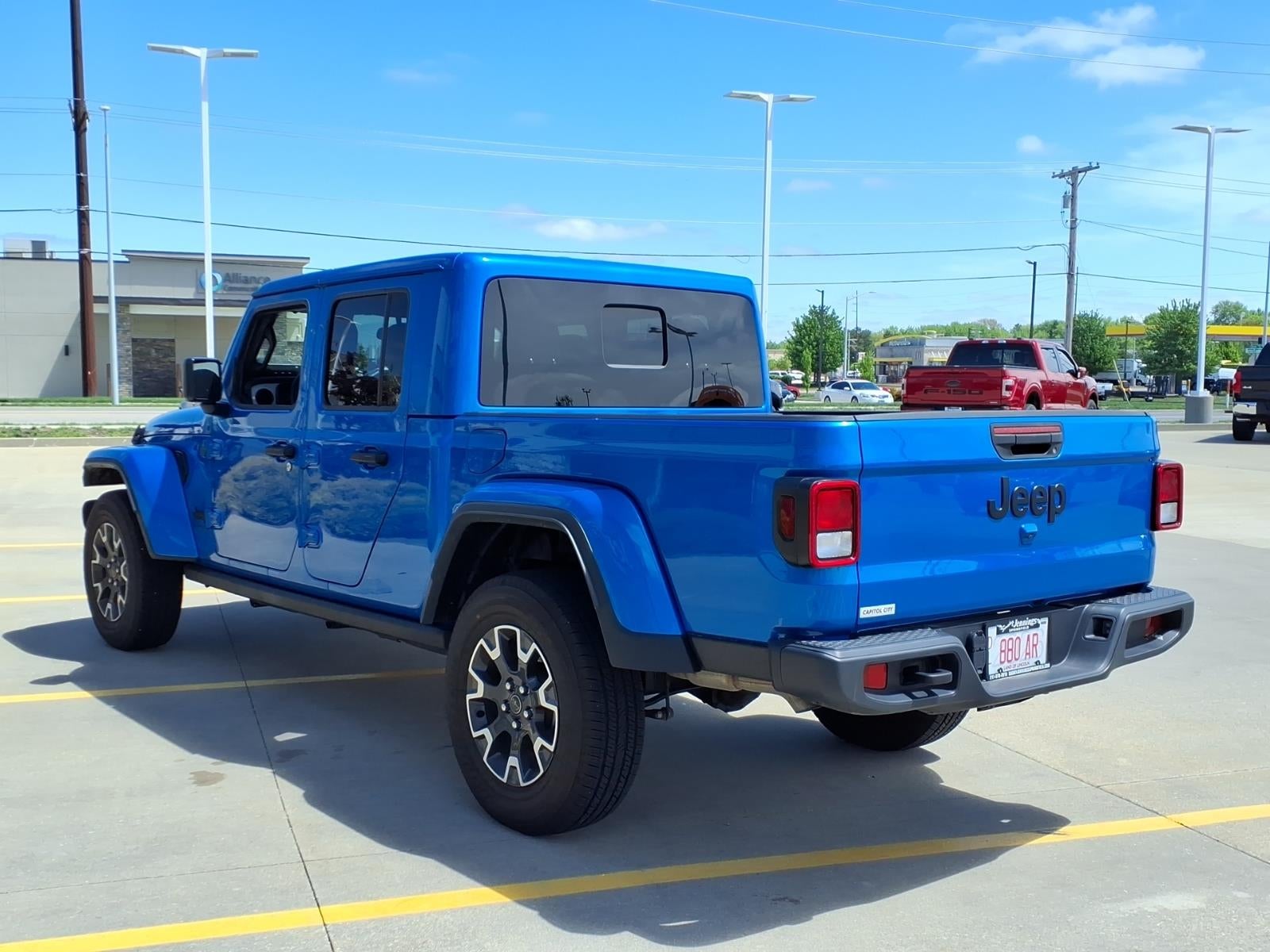 2024 Jeep Gladiator NightHawk