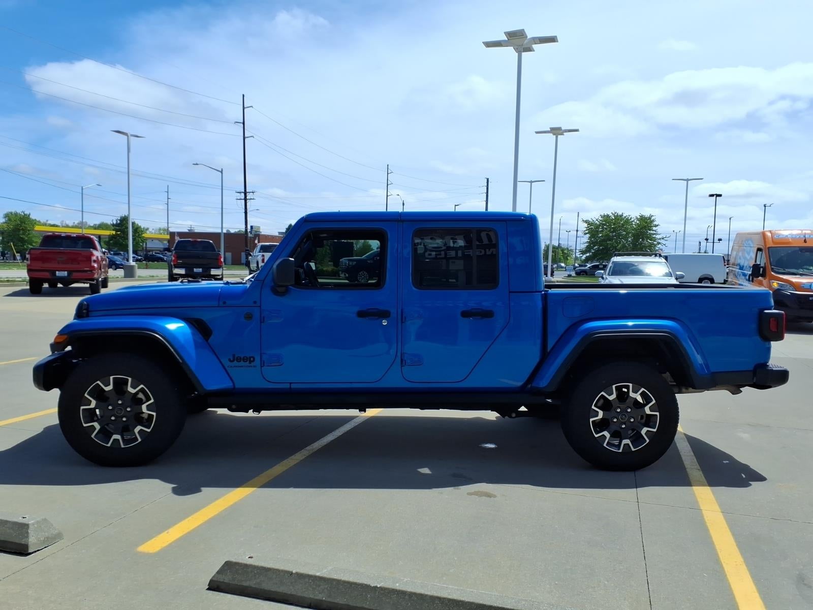 2024 Jeep Gladiator NightHawk