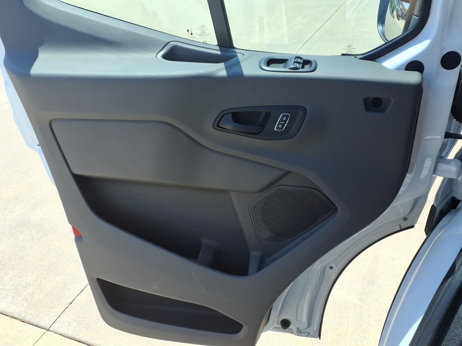 2025 Ford Transit 250