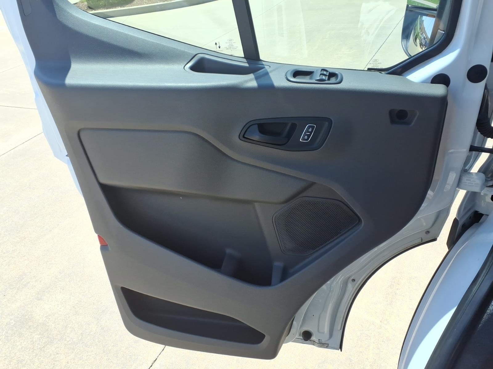 2025 Ford Transit 250