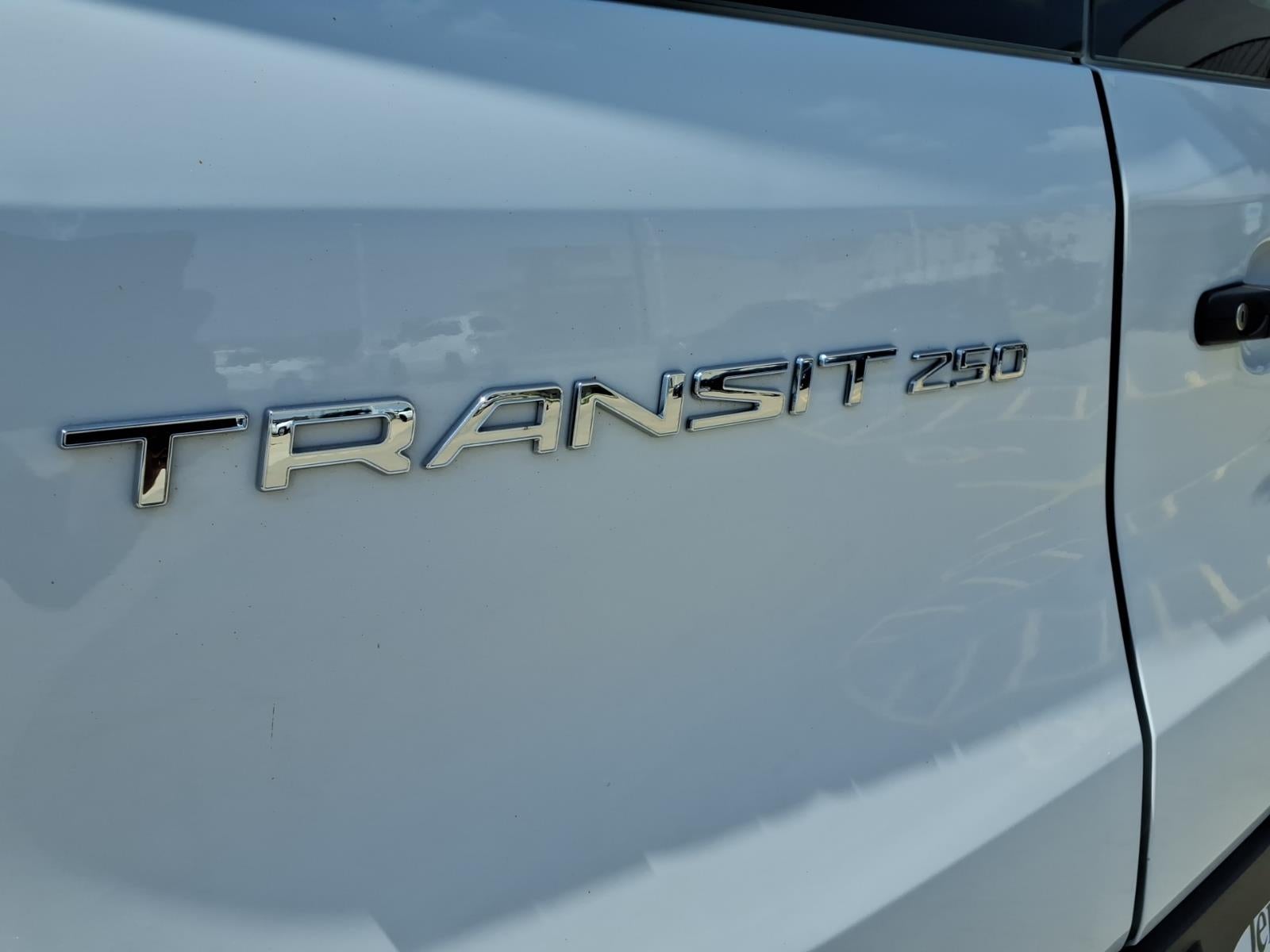 2025 Ford Transit 250