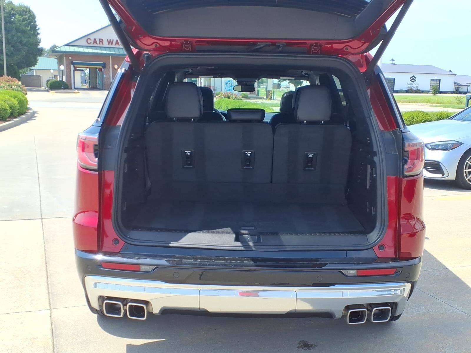 2024 GMC Acadia Denali