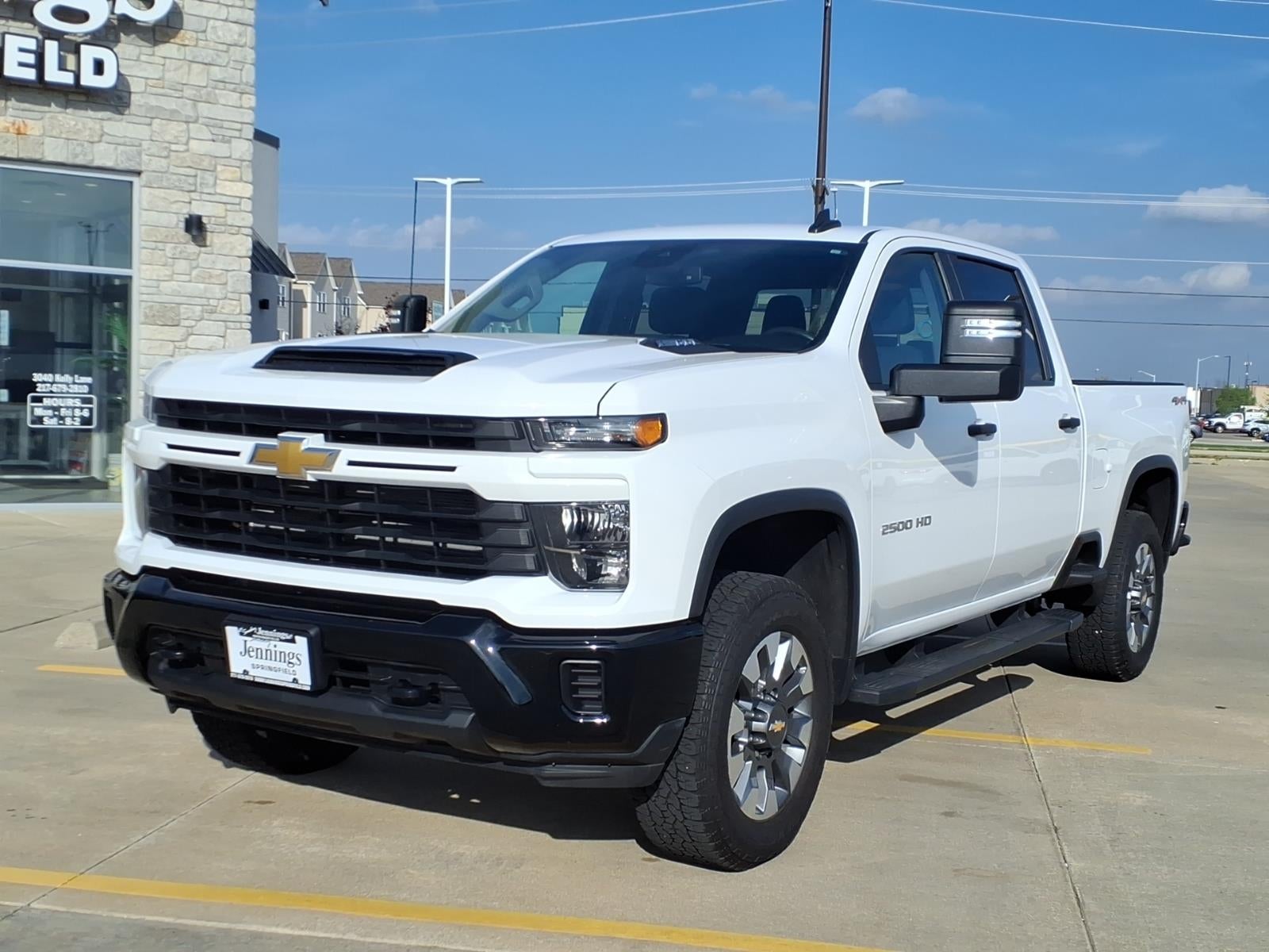 2024 Chevrolet Silverado 2500HD Custom