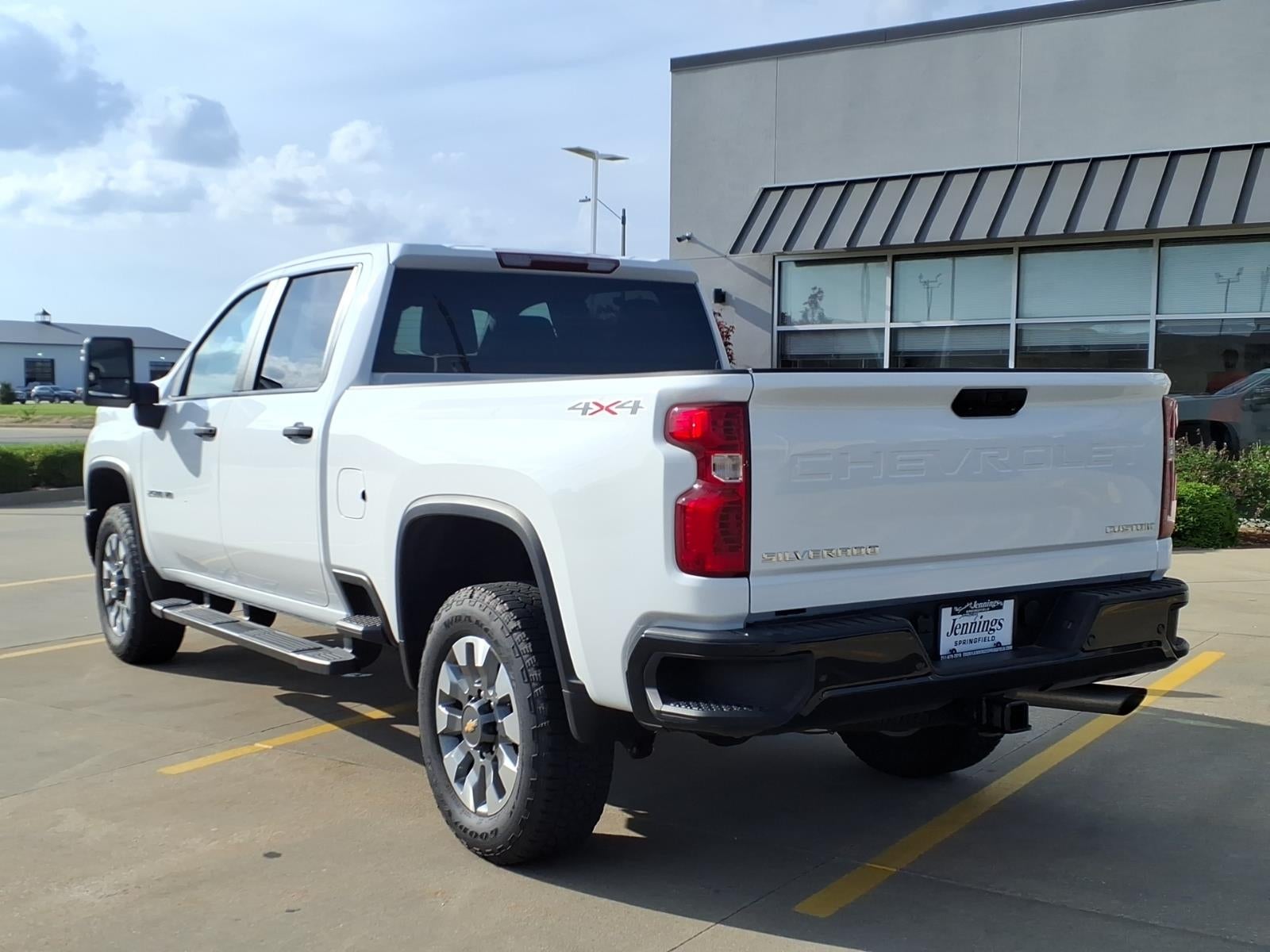 2024 Chevrolet Silverado 2500HD Custom