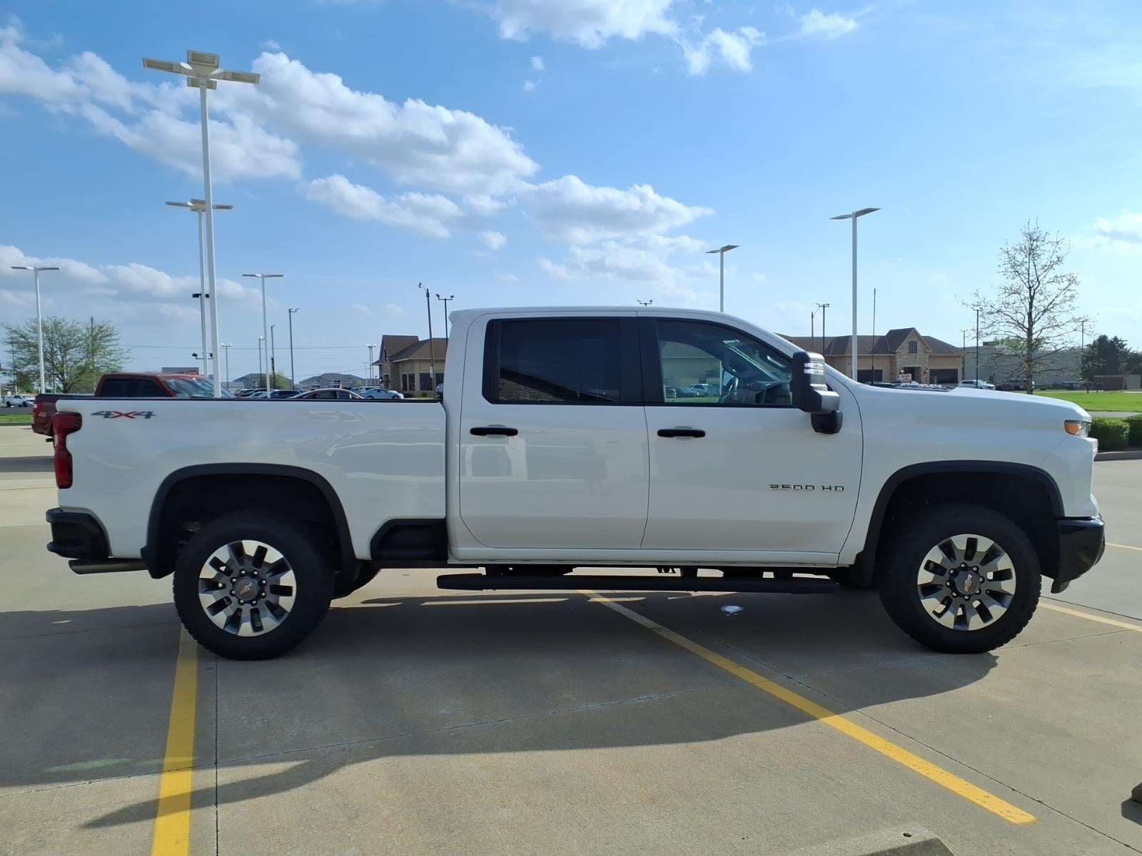 2024 Chevrolet Silverado 2500HD Custom