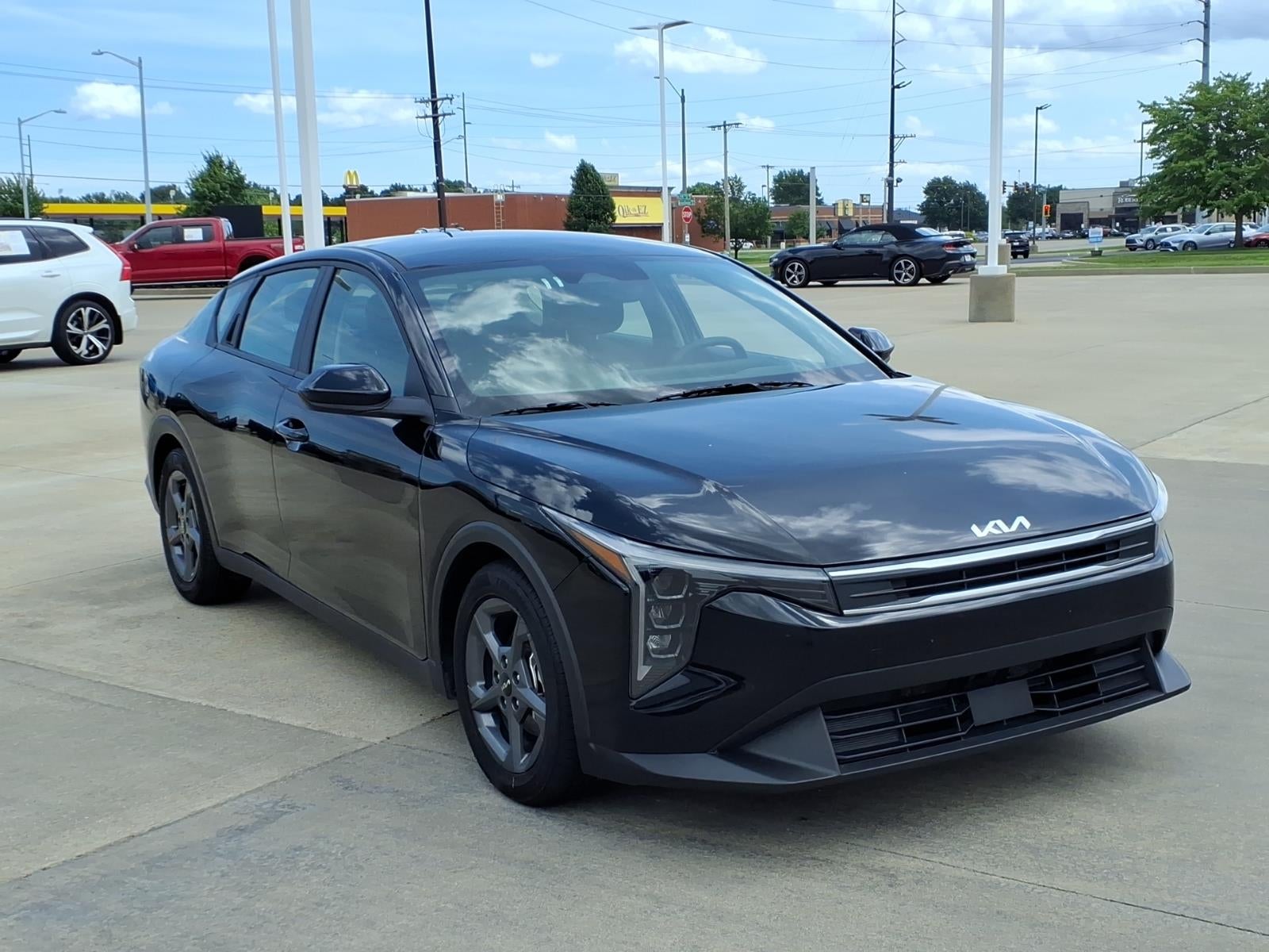 2025 Kia K4 LXS