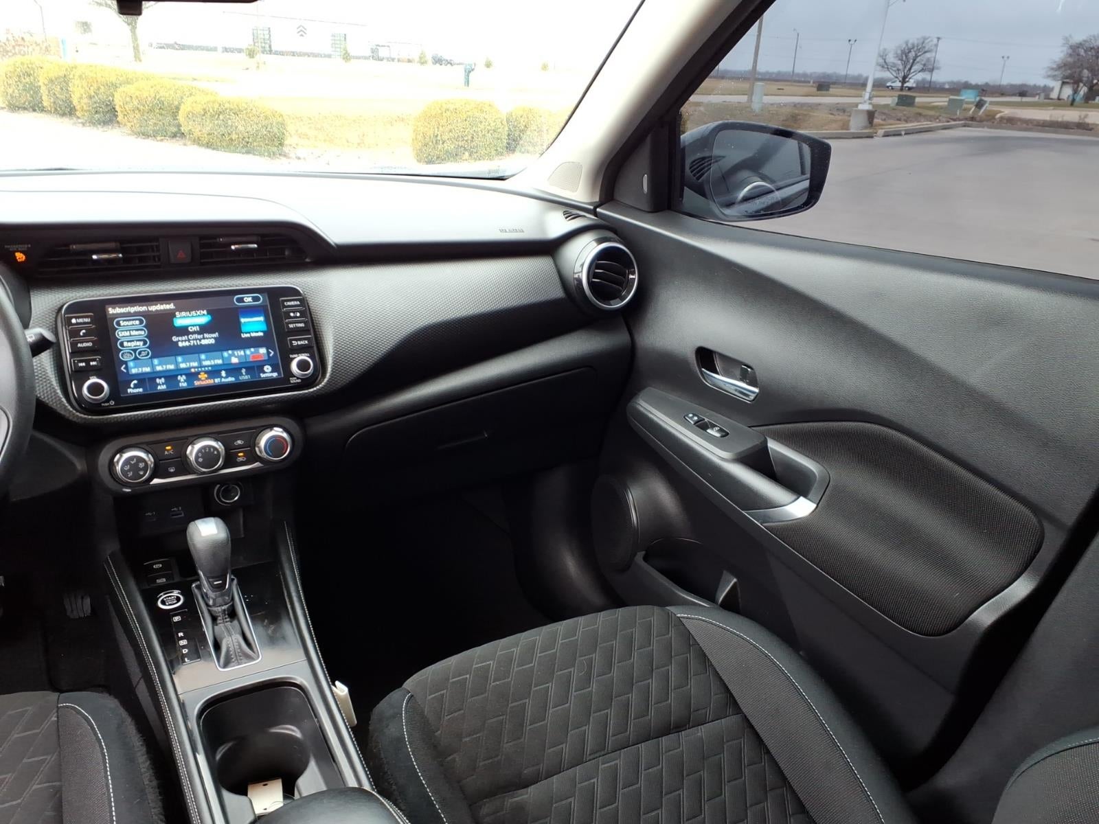 2023 Nissan Kicks SV