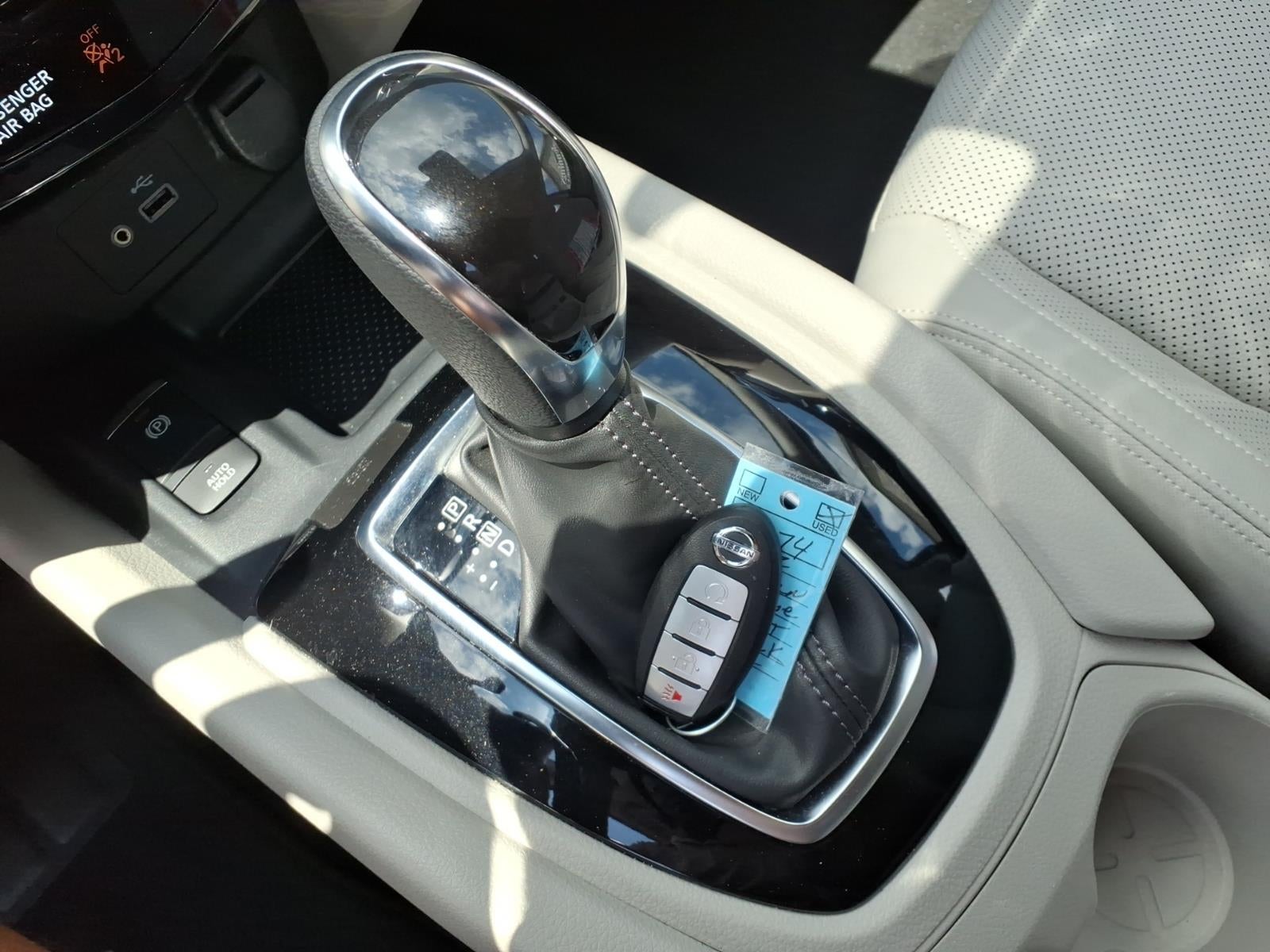 2022 Nissan Rogue Sport SL