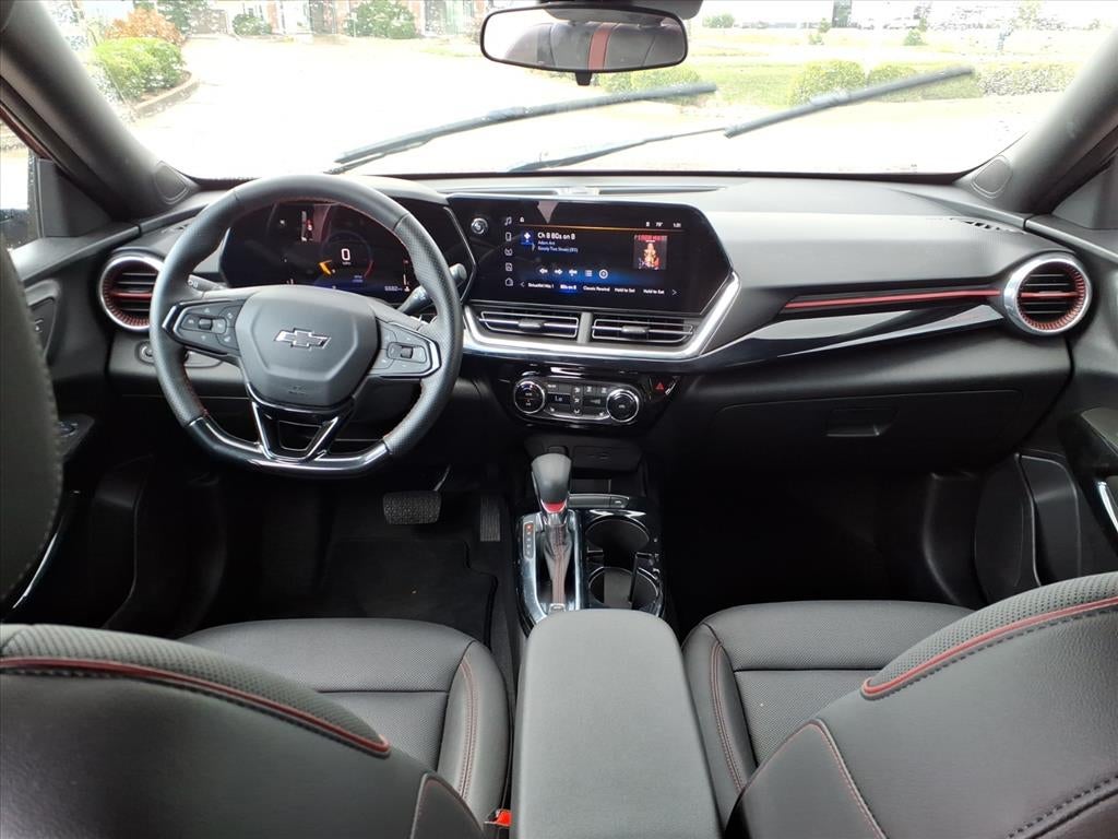 2025 Chevrolet Trax RS