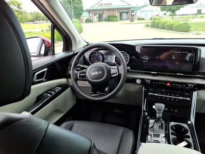 2024 Kia Carnival EX