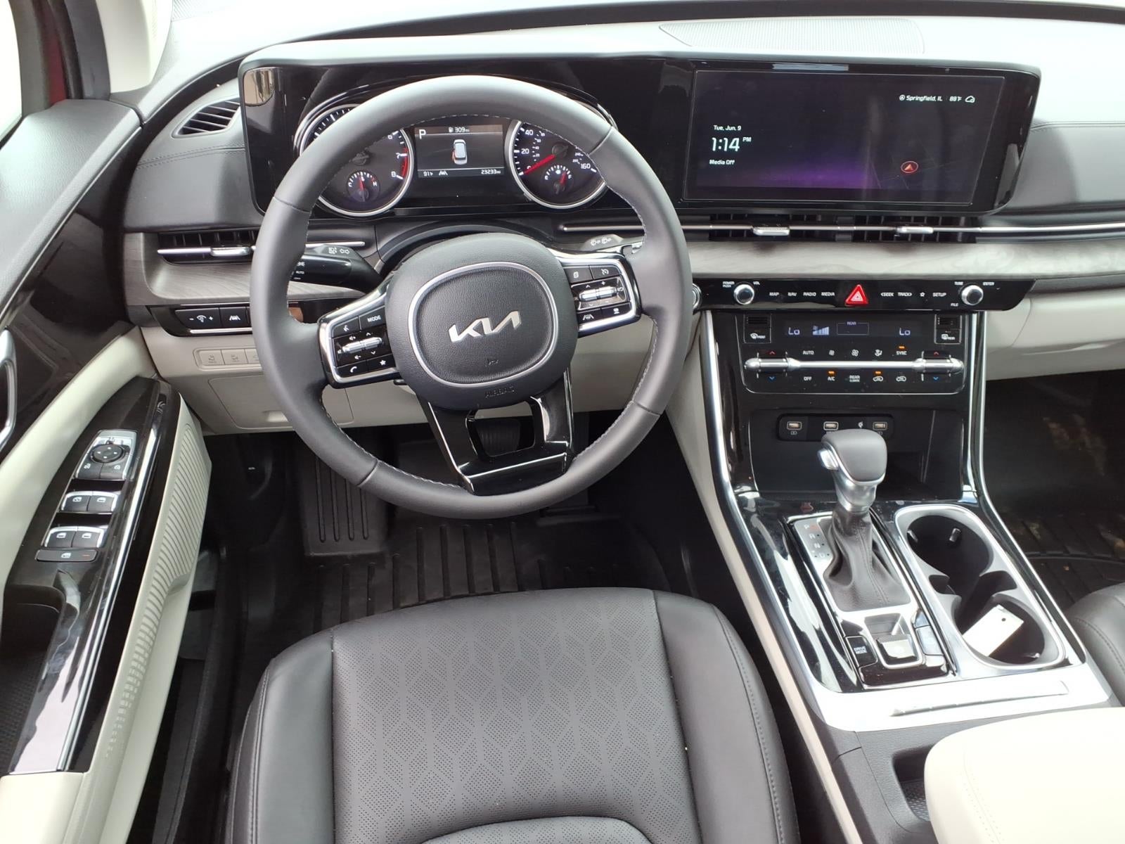 2024 Kia Carnival EX