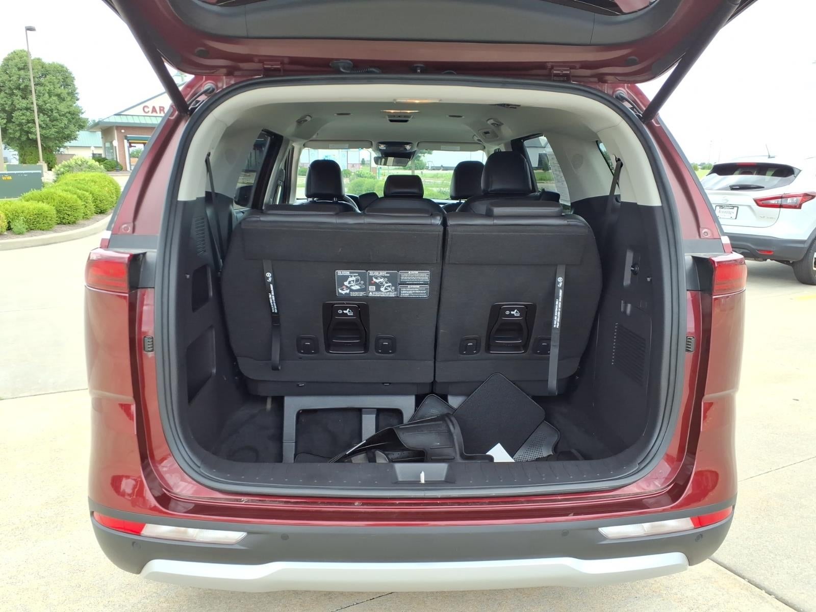 2024 Kia Carnival EX