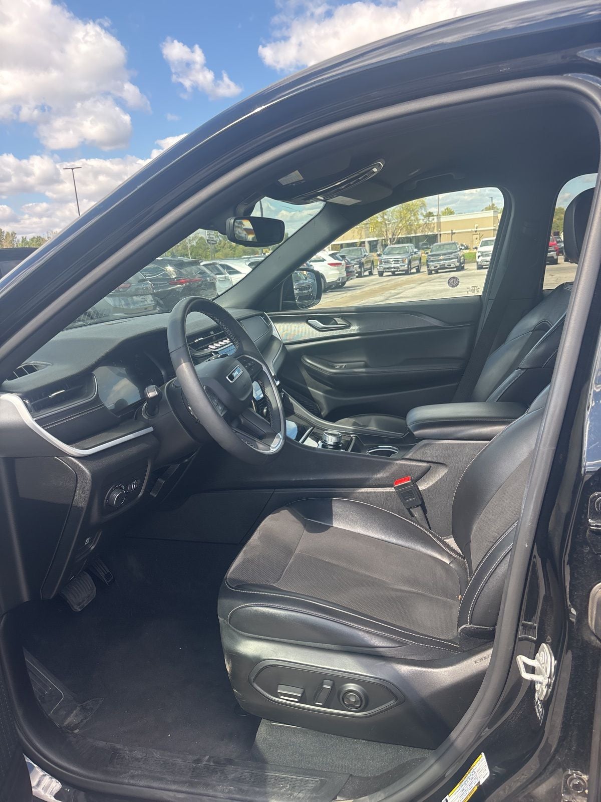 2024 Jeep Grand Cherokee L Altitude