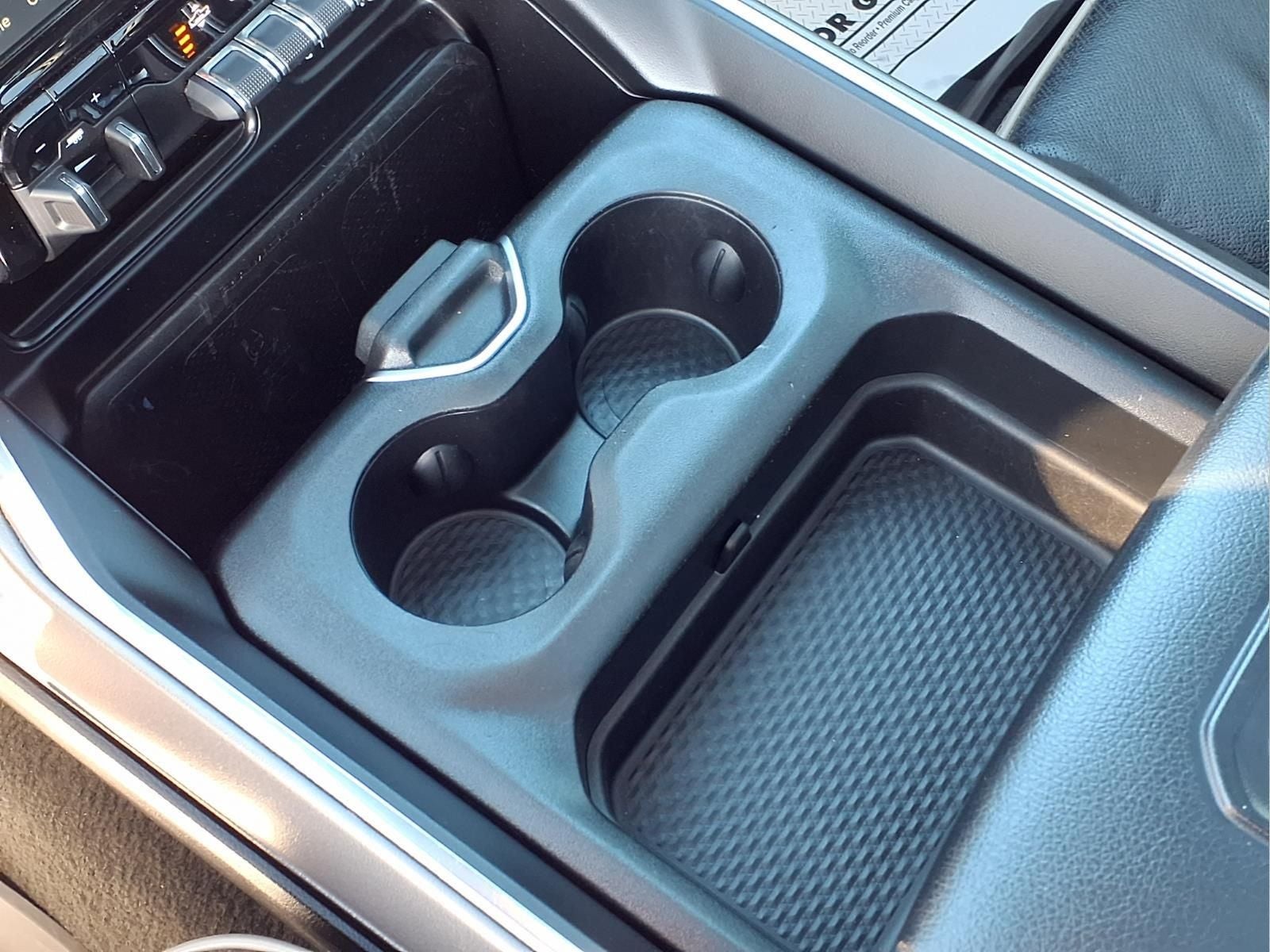 2022 RAM 1500 Laramie Crew Cab 4x4 5'7' Box