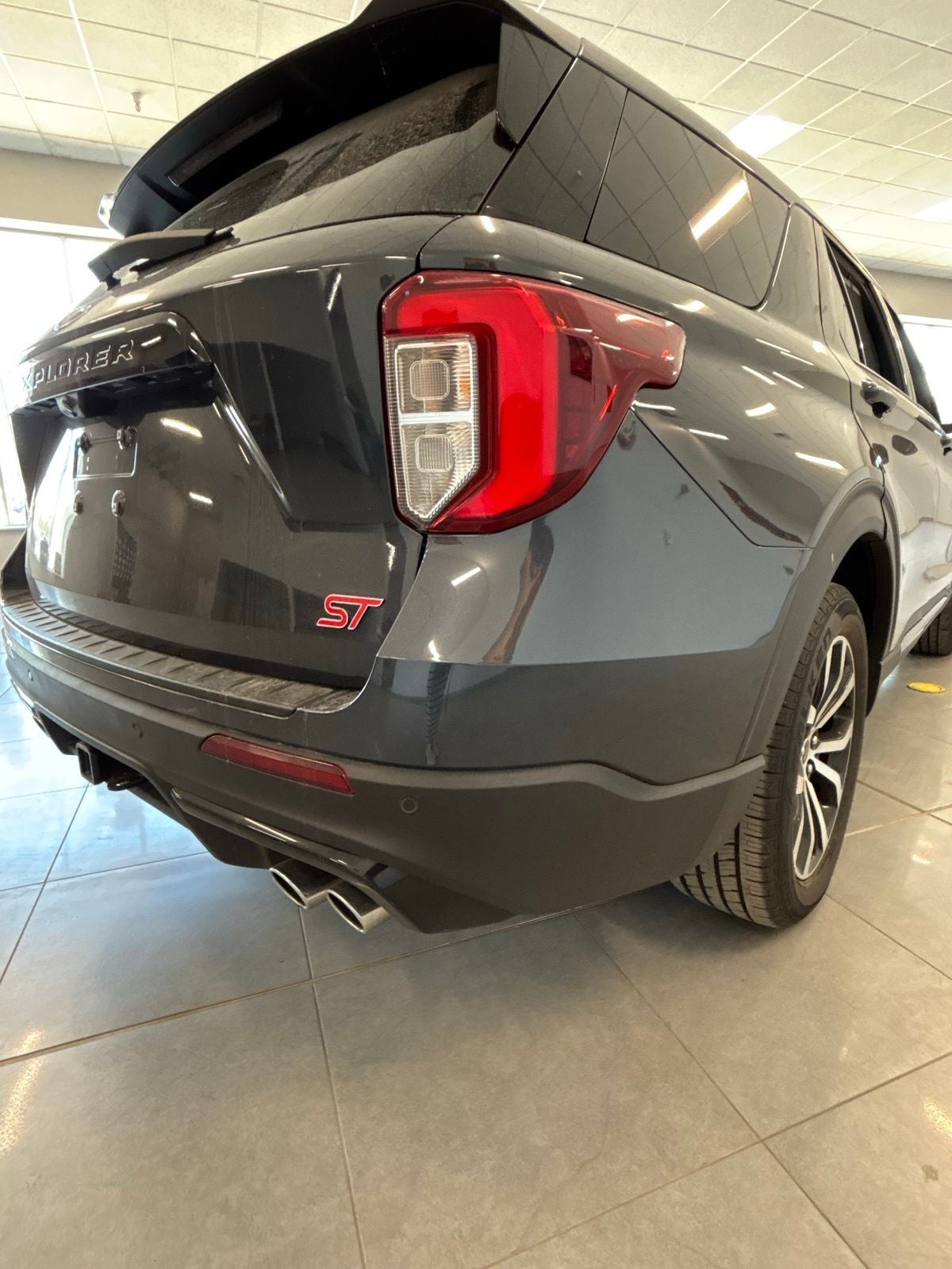 2022 Ford Explorer ST