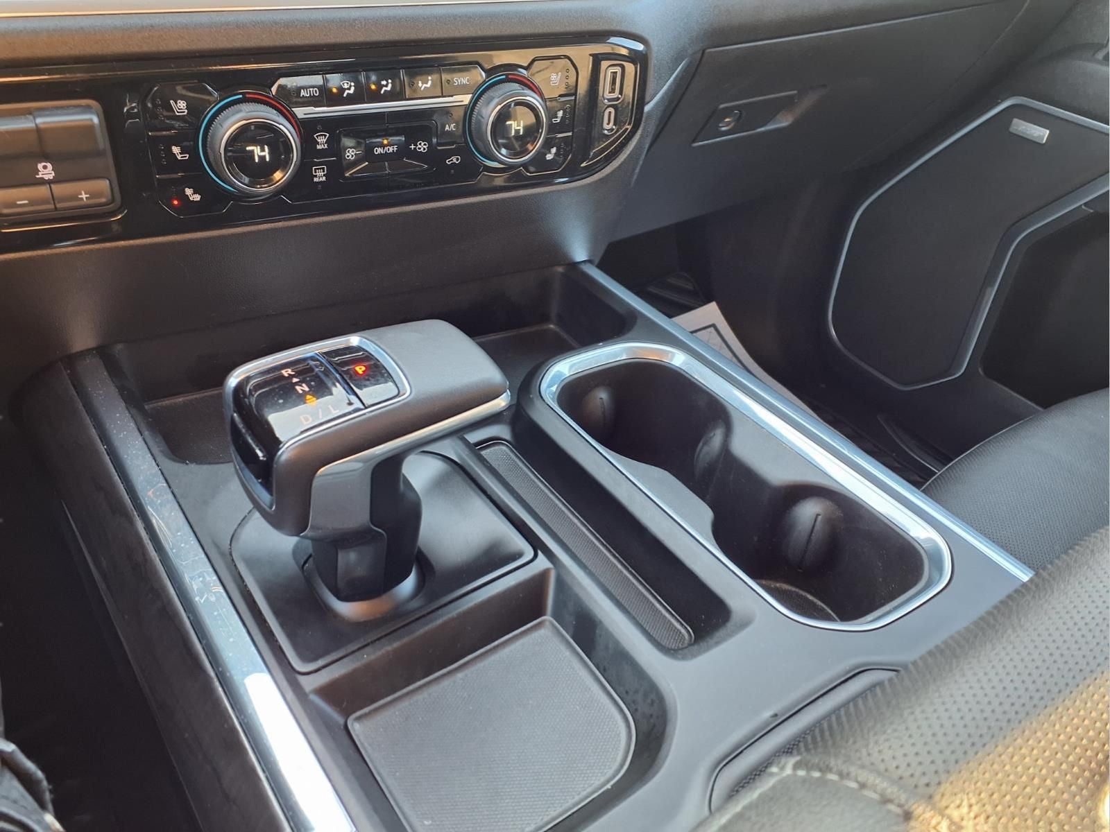 2022 Chevrolet Silverado 1500 4WD Crew Cab Short Bed LTZ