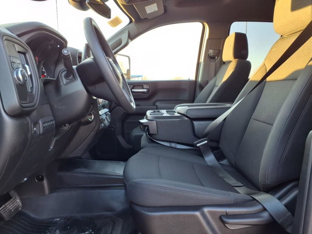 2024 GMC Sierra 2500HD Pro