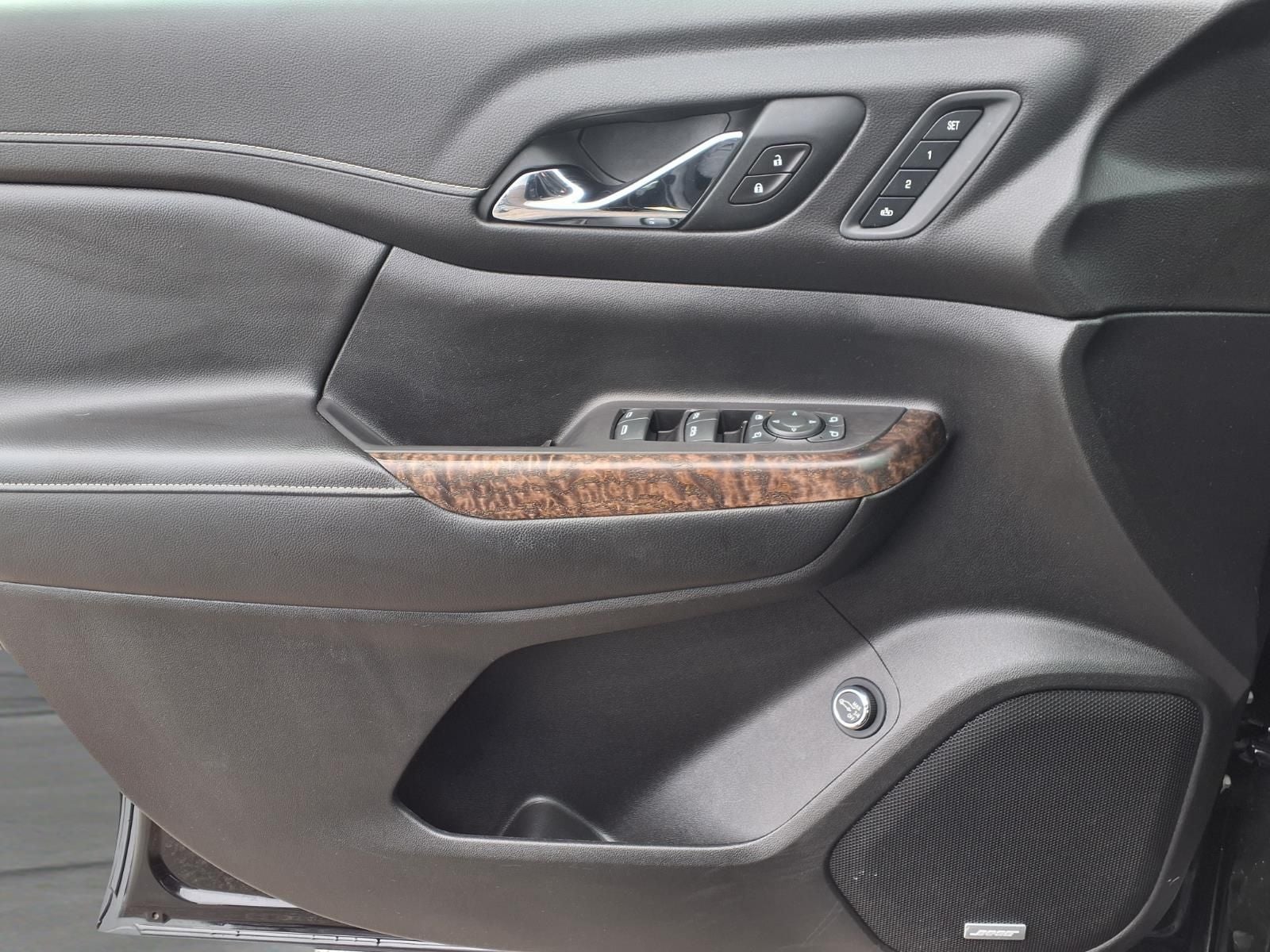 2020 GMC Acadia AWD Denali