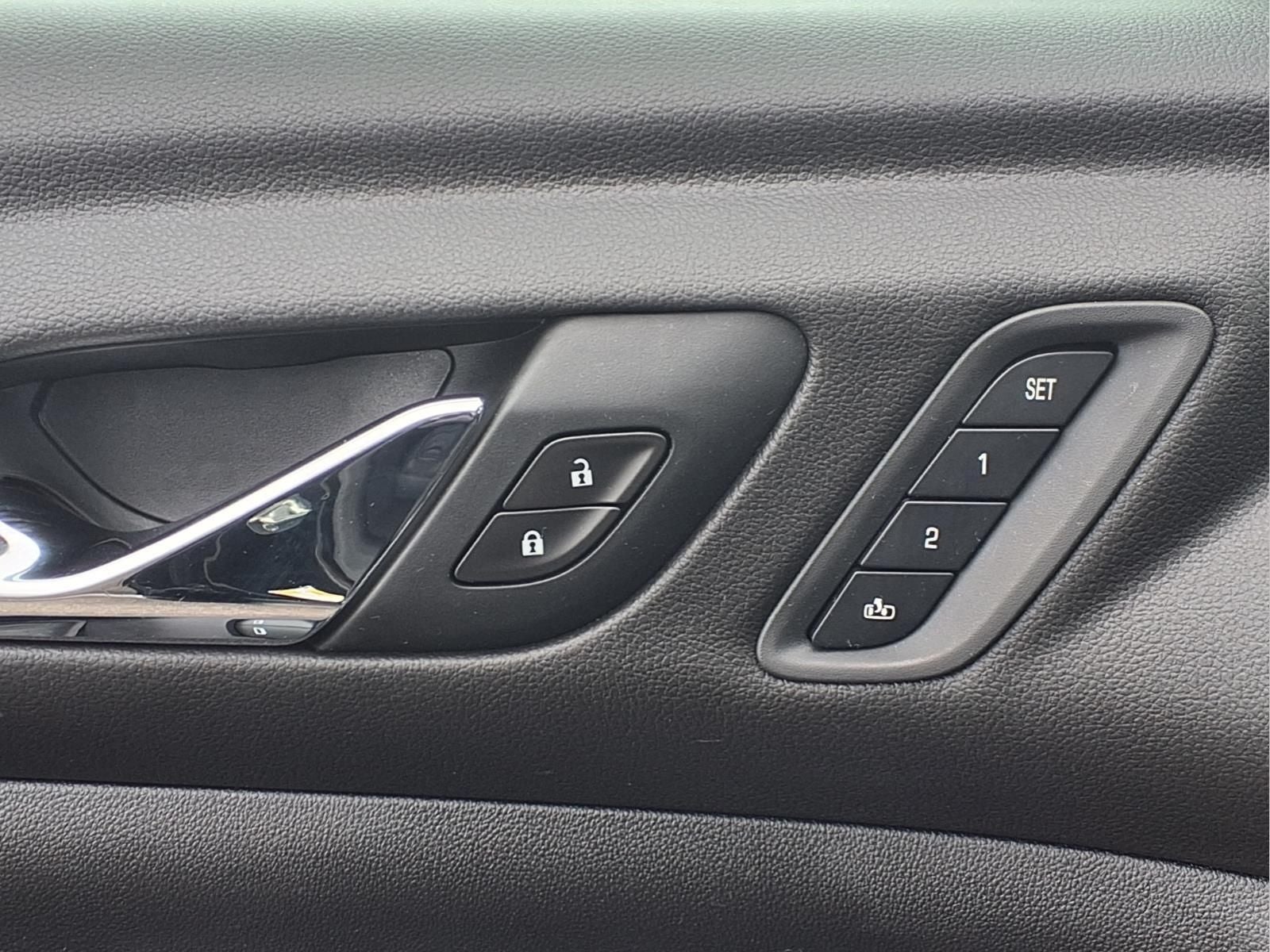 2020 GMC Acadia AWD Denali