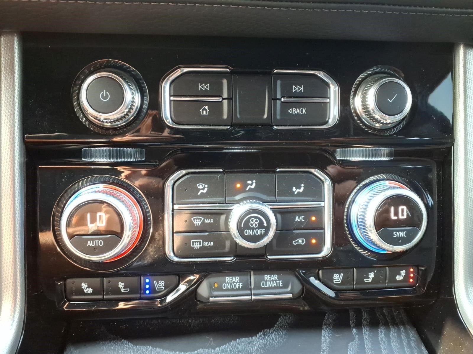 2022 GMC Yukon XL 4WD Denali