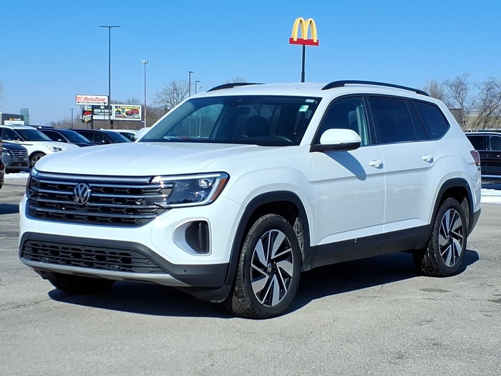 2024 Volkswagen Atlas 2.0T SE w/Technology