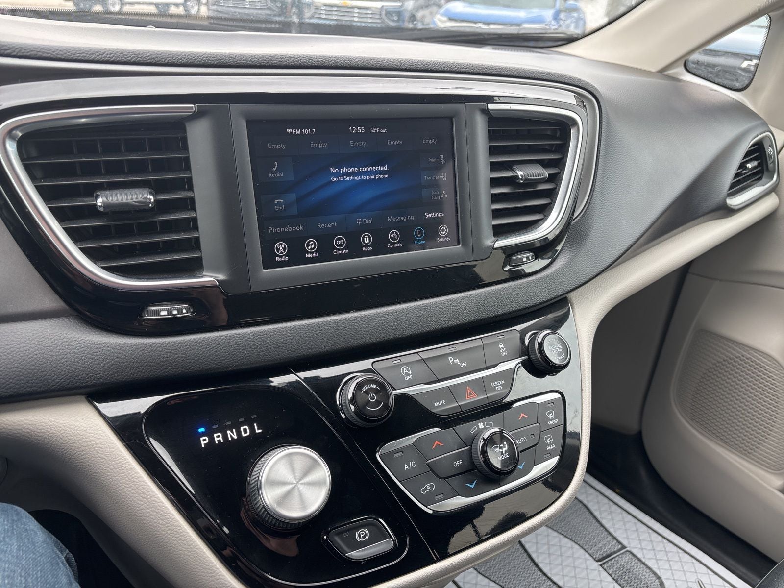 2020 Chrysler Pacifica Touring L