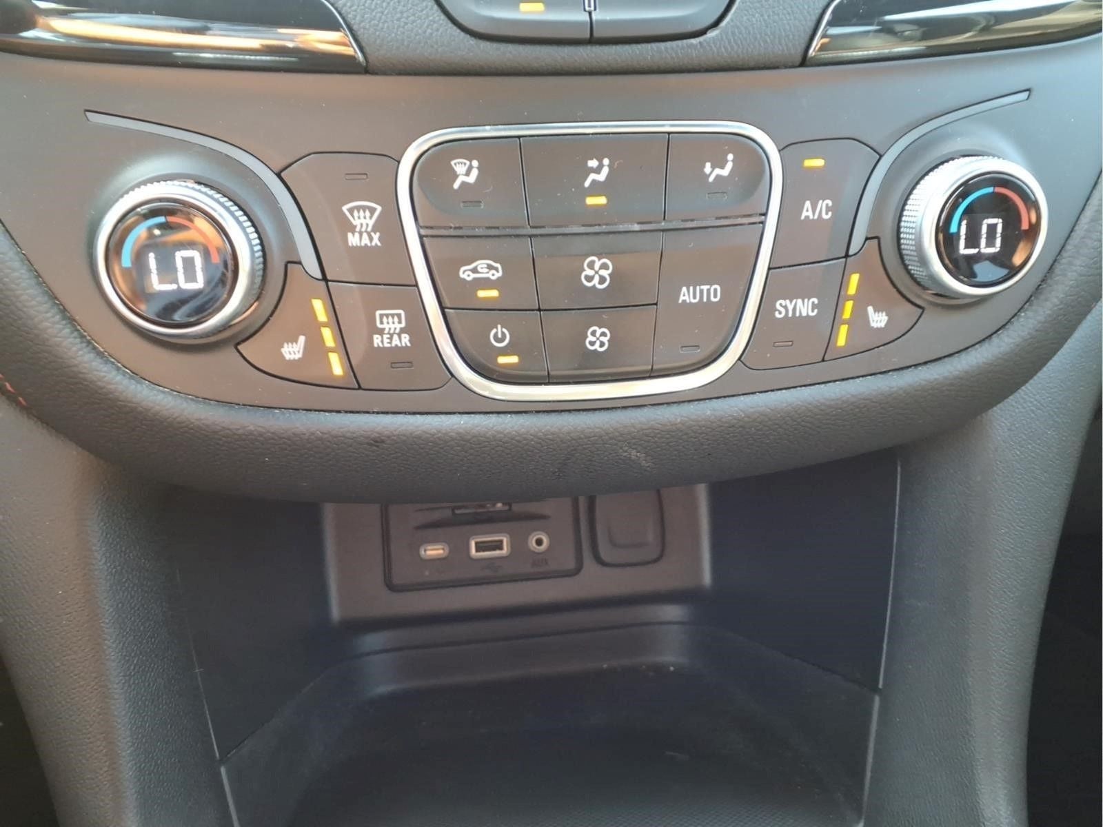 2022 Chevrolet Equinox FWD RS