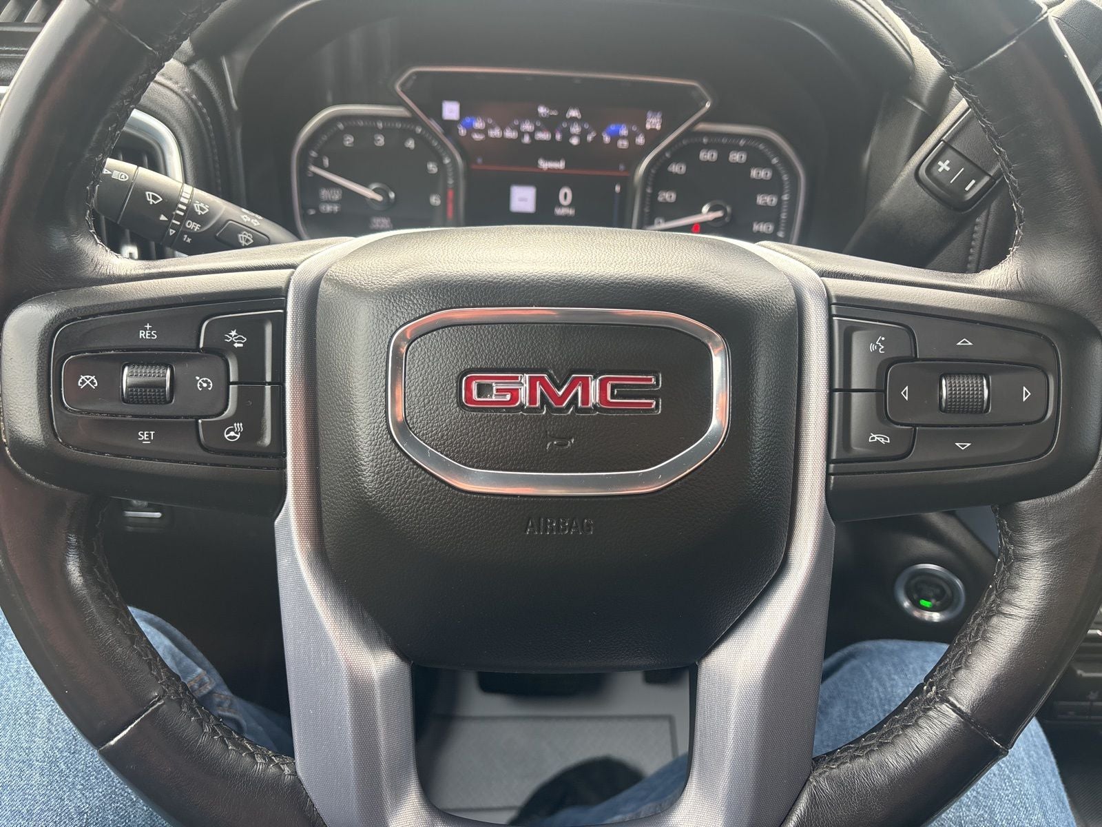 2021 GMC Sierra 1500 SLT