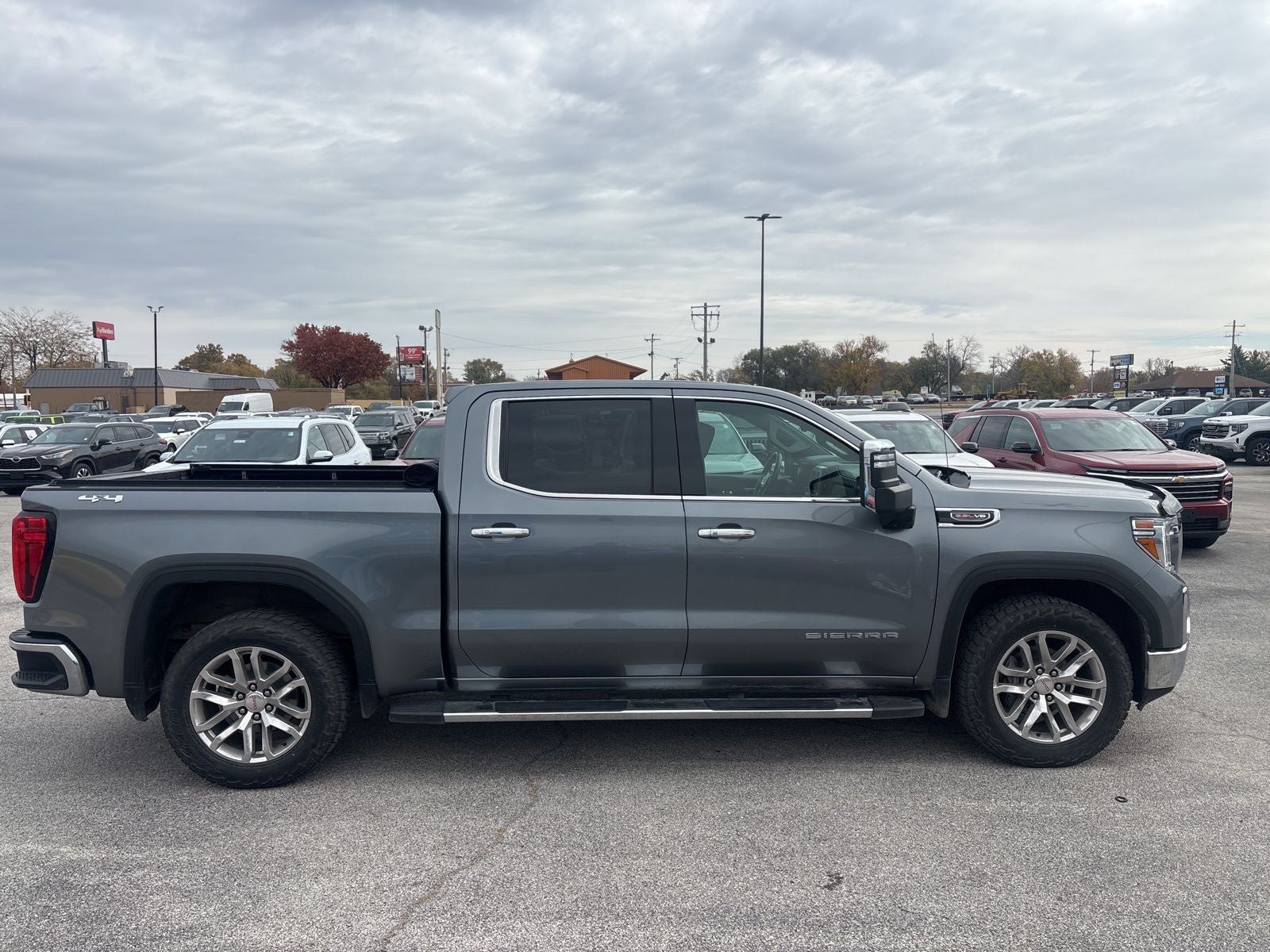 2021 GMC Sierra 1500 SLT