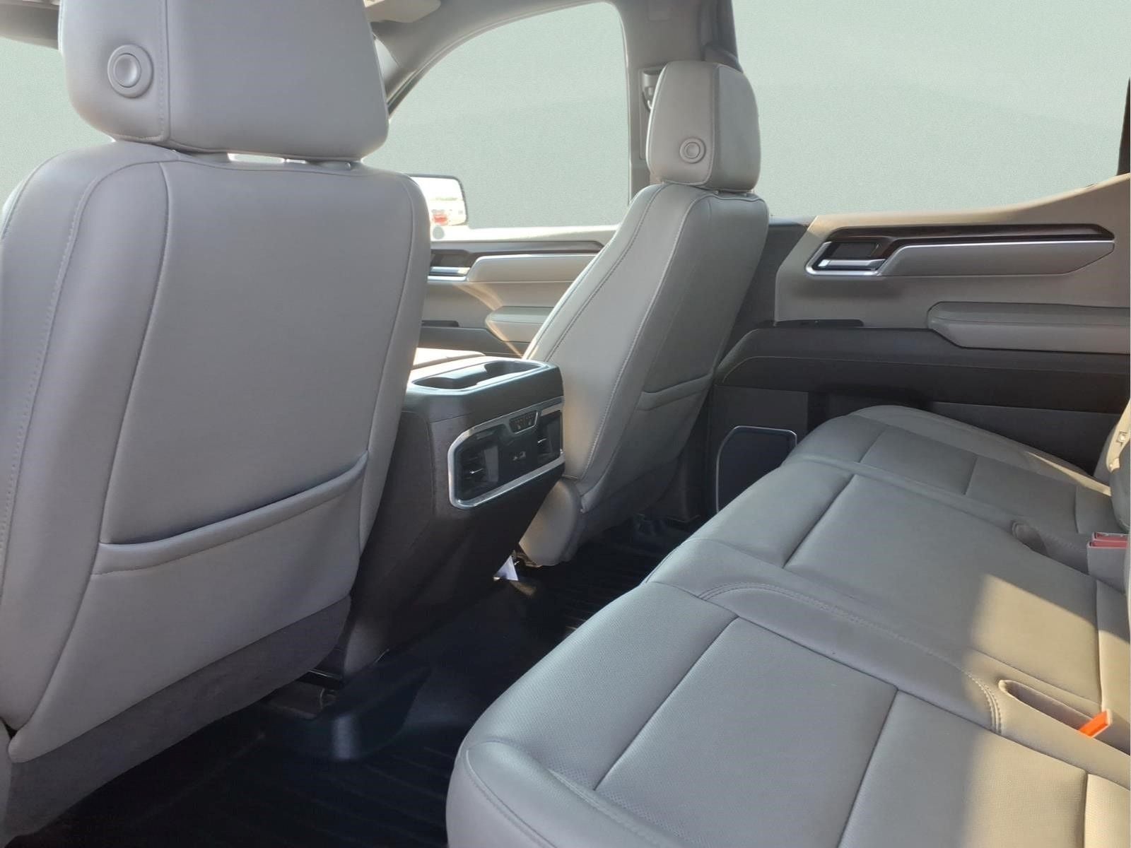 2022 GMC Sierra 1500 4WD Crew Cab Short Box SLT