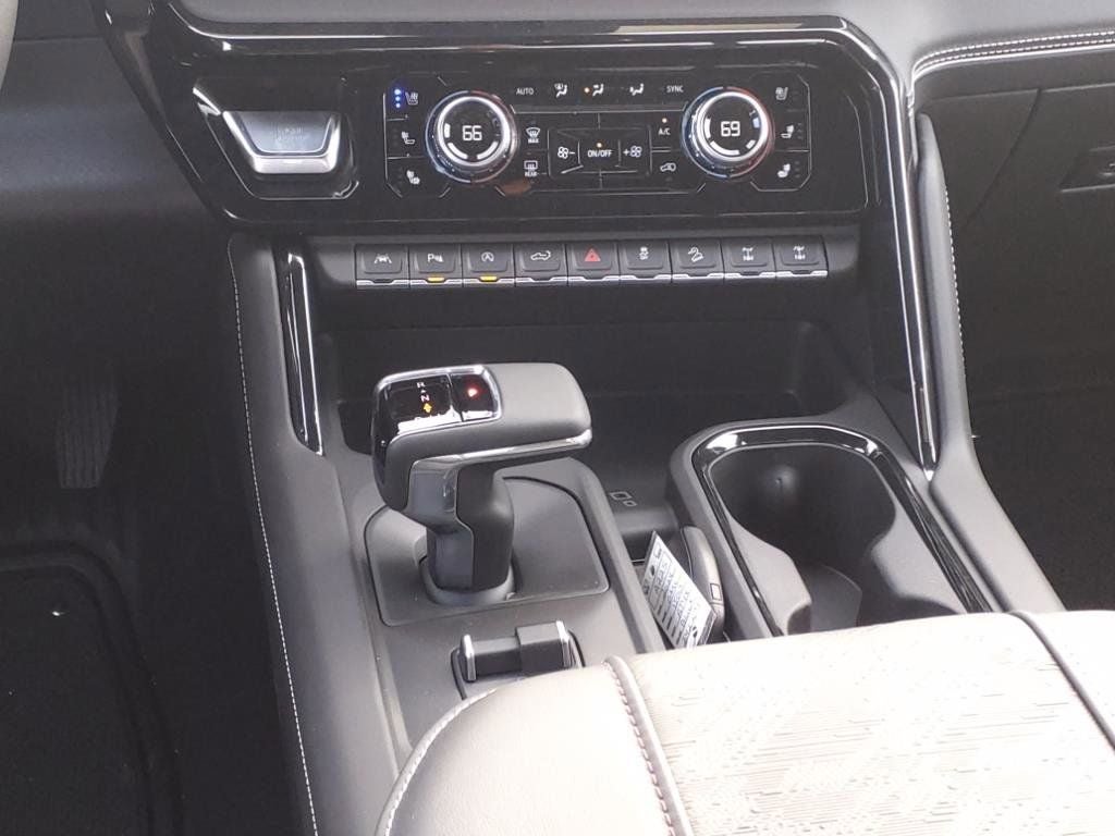 2024 GMC Sierra 1500 AT4X