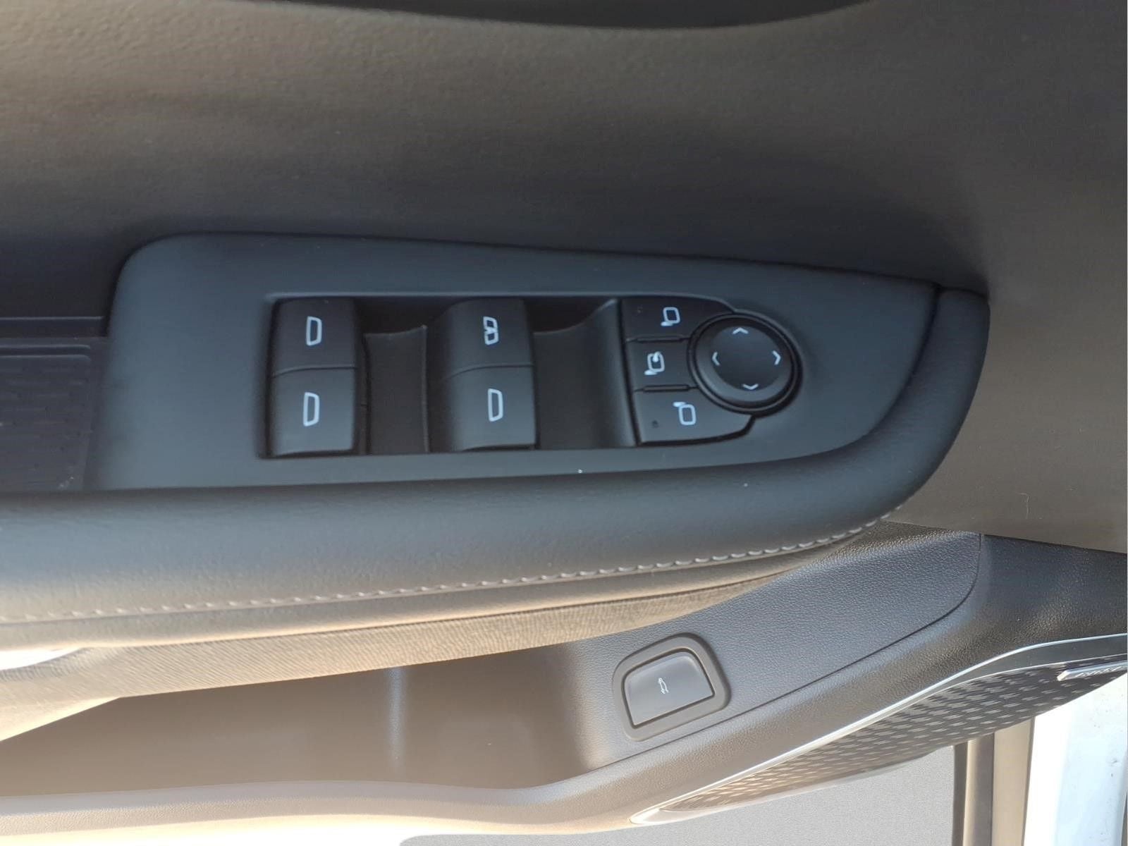 2025 Buick Enclave Preferred FWD