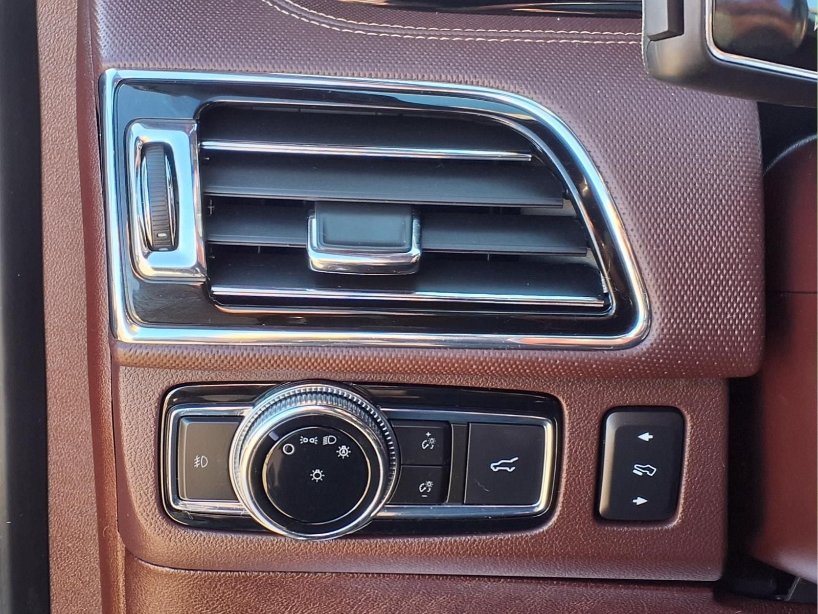 2021 Lincoln Navigator Black Label