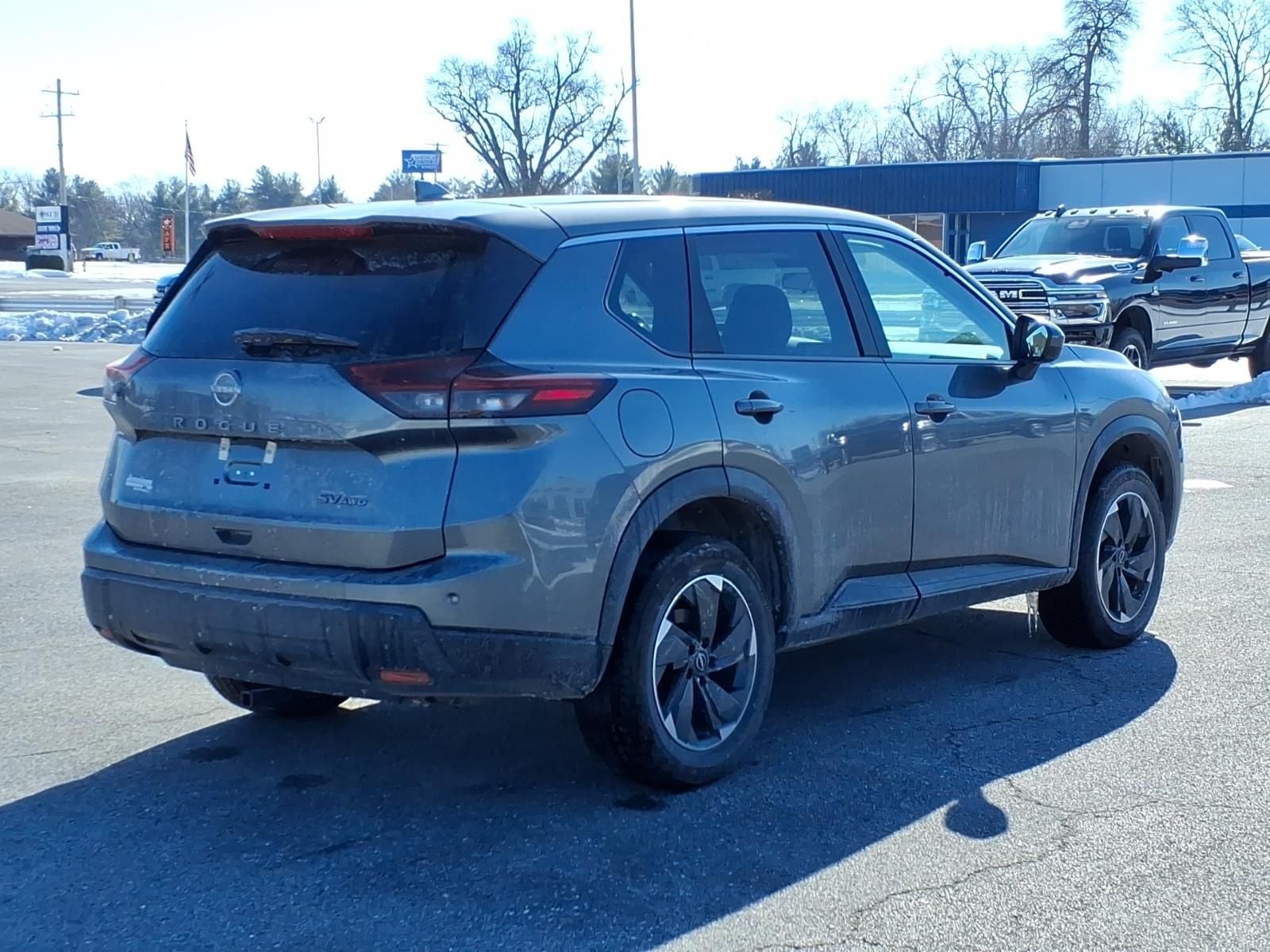 2024 Nissan Rogue SV