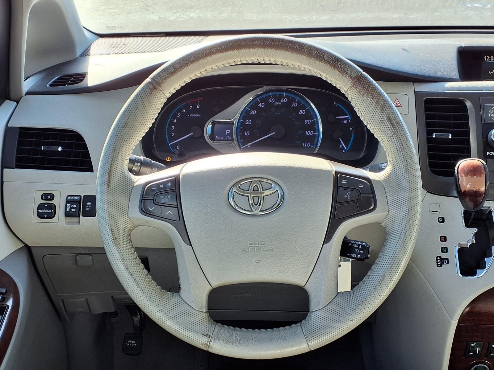 2011 Toyota Sienna XLE