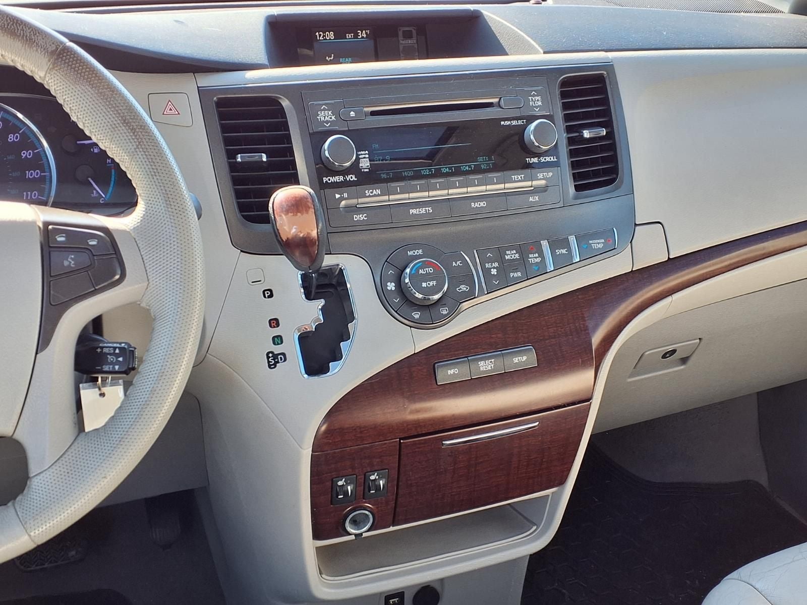 2011 Toyota Sienna XLE