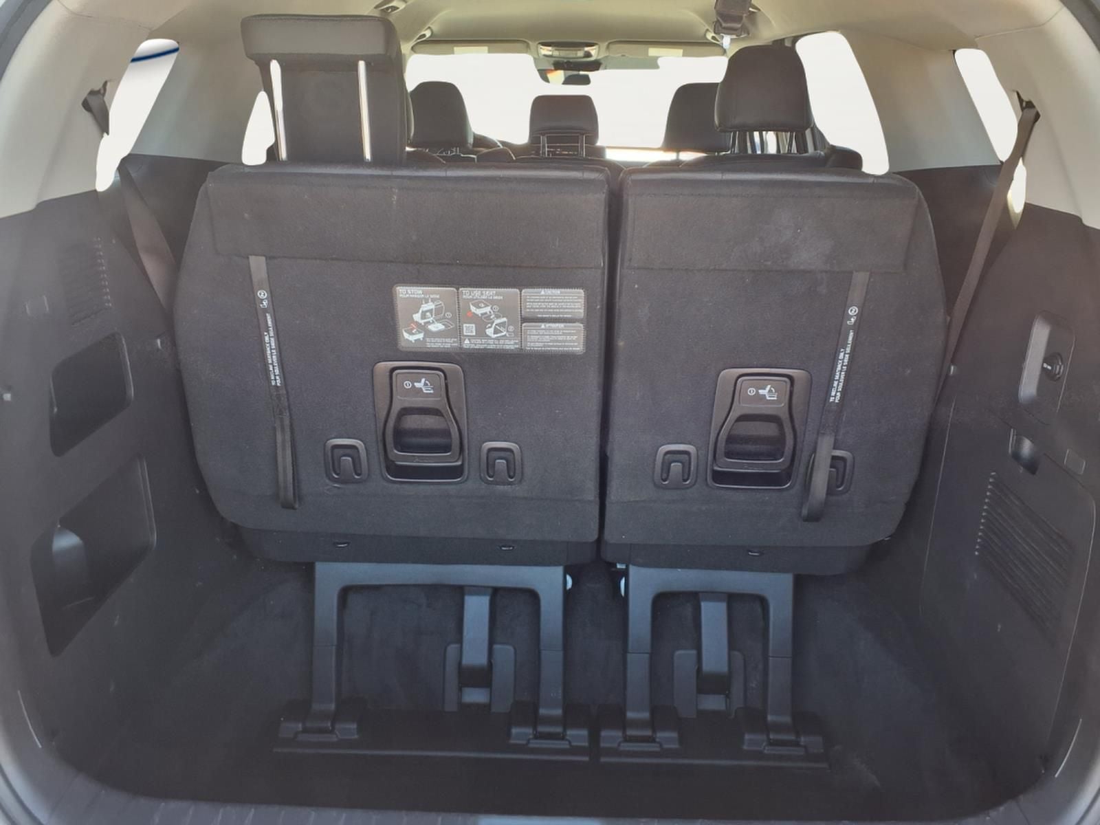 2024 Kia Carnival MPV LX Seat Package